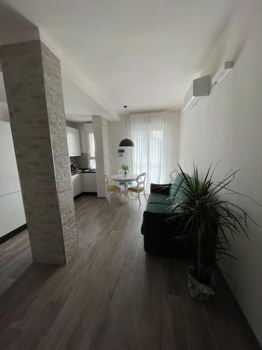 Luminoso Fiorentino Apartment Florence